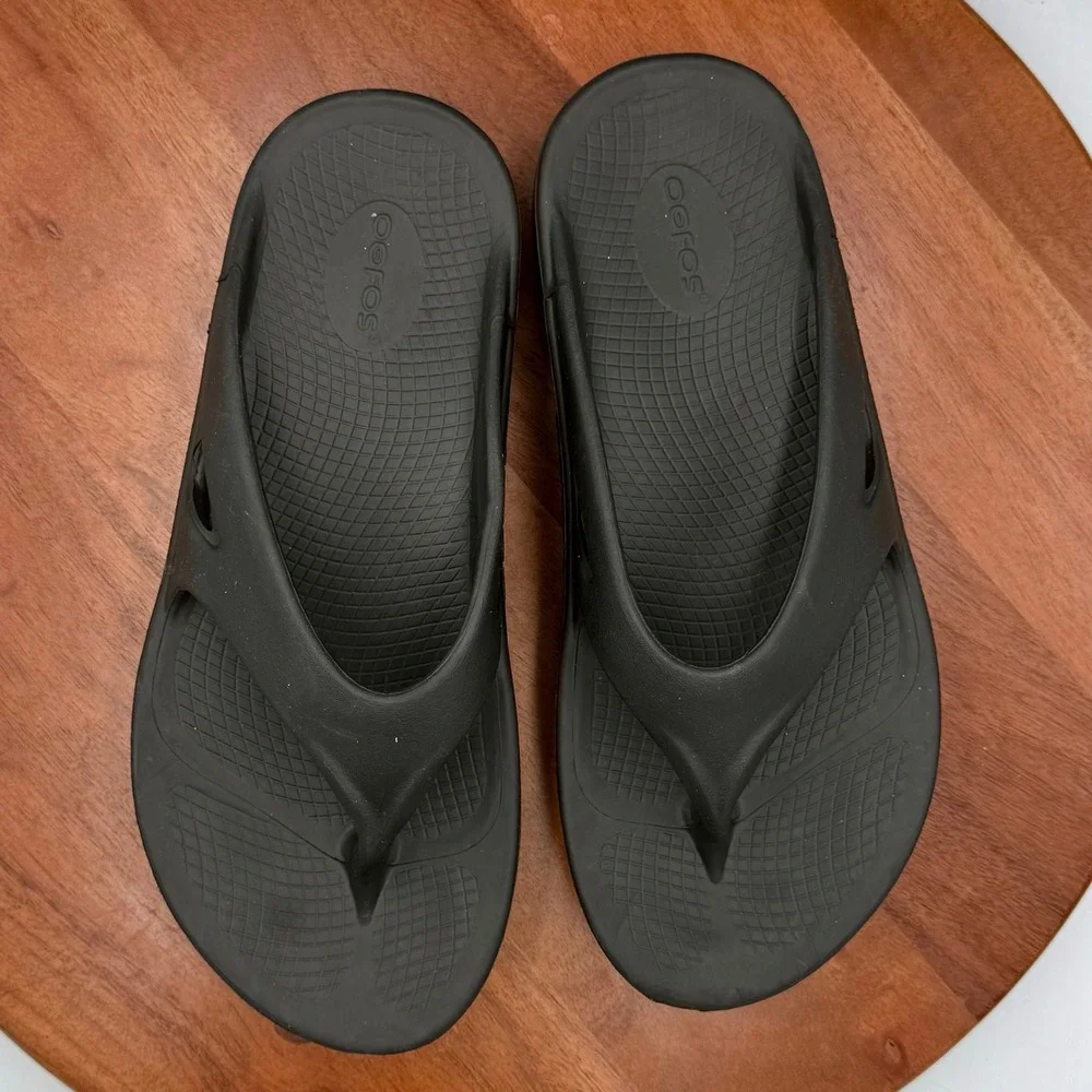 OOFOS OOriginal Black Recovery Thong Sandal Comfort Orthotic‎ Flip Flop M9/W11
